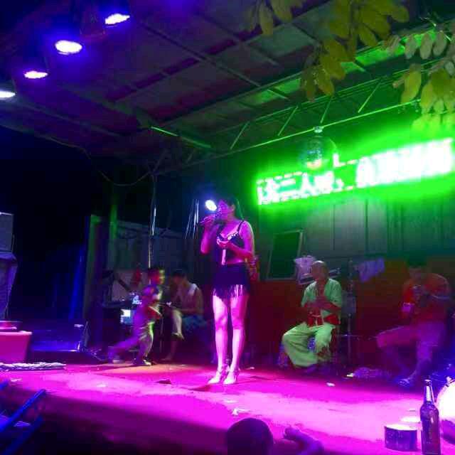 张虎饭店:专业下乡包桌，