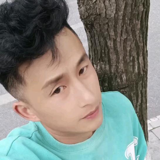 毕节潇洒哥<装饰>