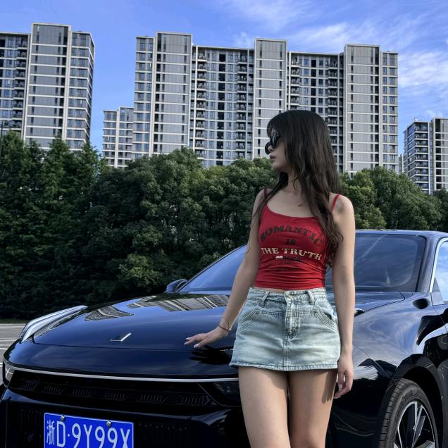 萱萱养了只大金蟾