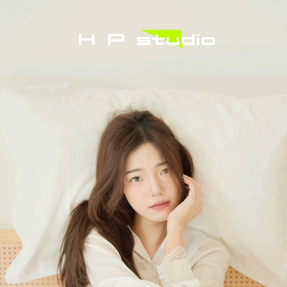 H  P   studio