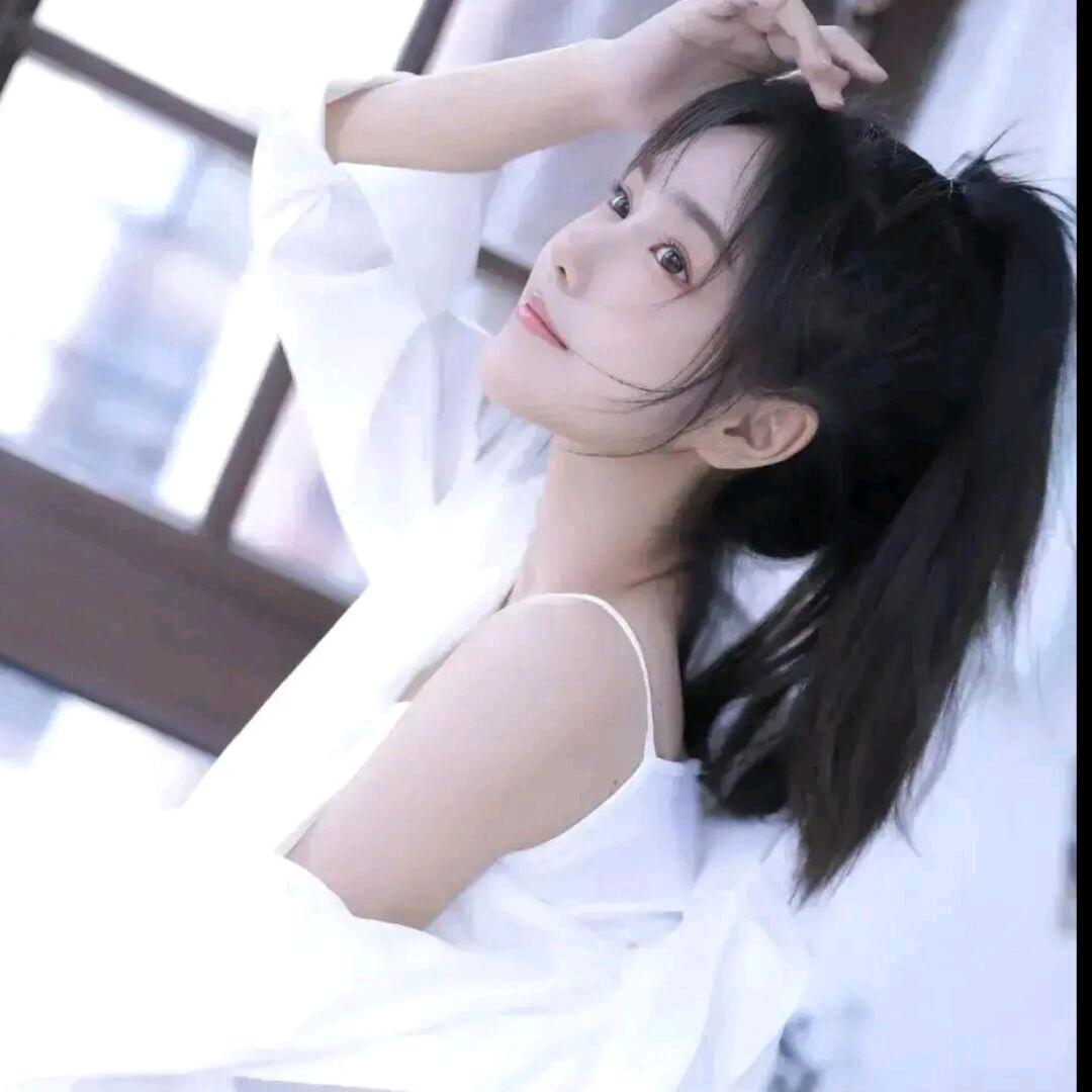 峡谷小月牙儿