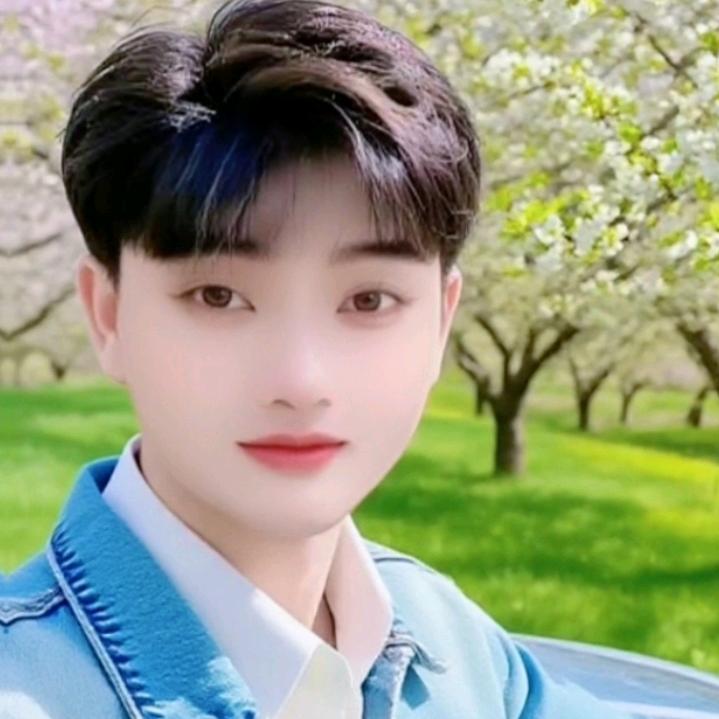 小明🍑🍑