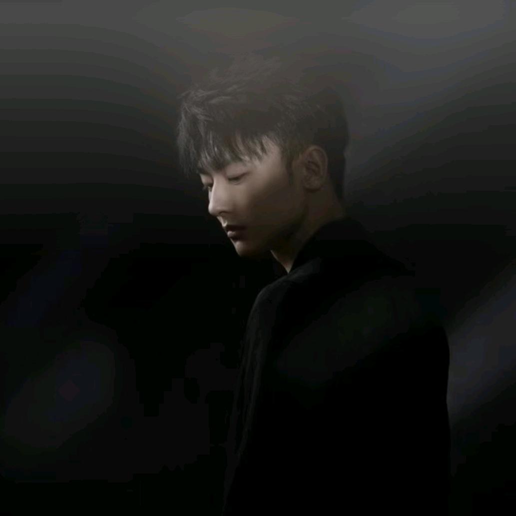 灿灿