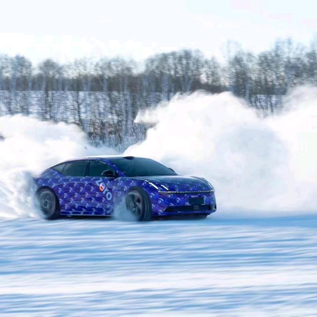 LYNK&CO 哆啦A梦