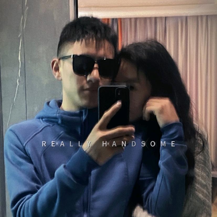 𝘀𝘁𝗮𝗿𝘀⍣