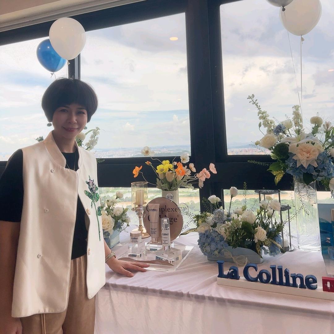 英英玉立(★^O^★)