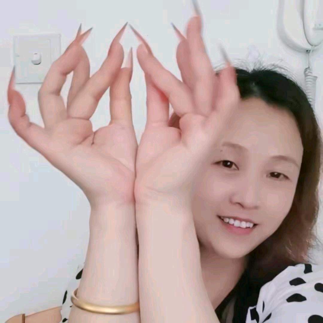 秀秀⭐️手势舞ᰔᩚ