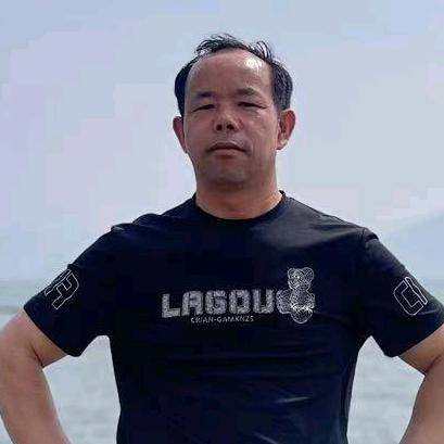 罗晓华