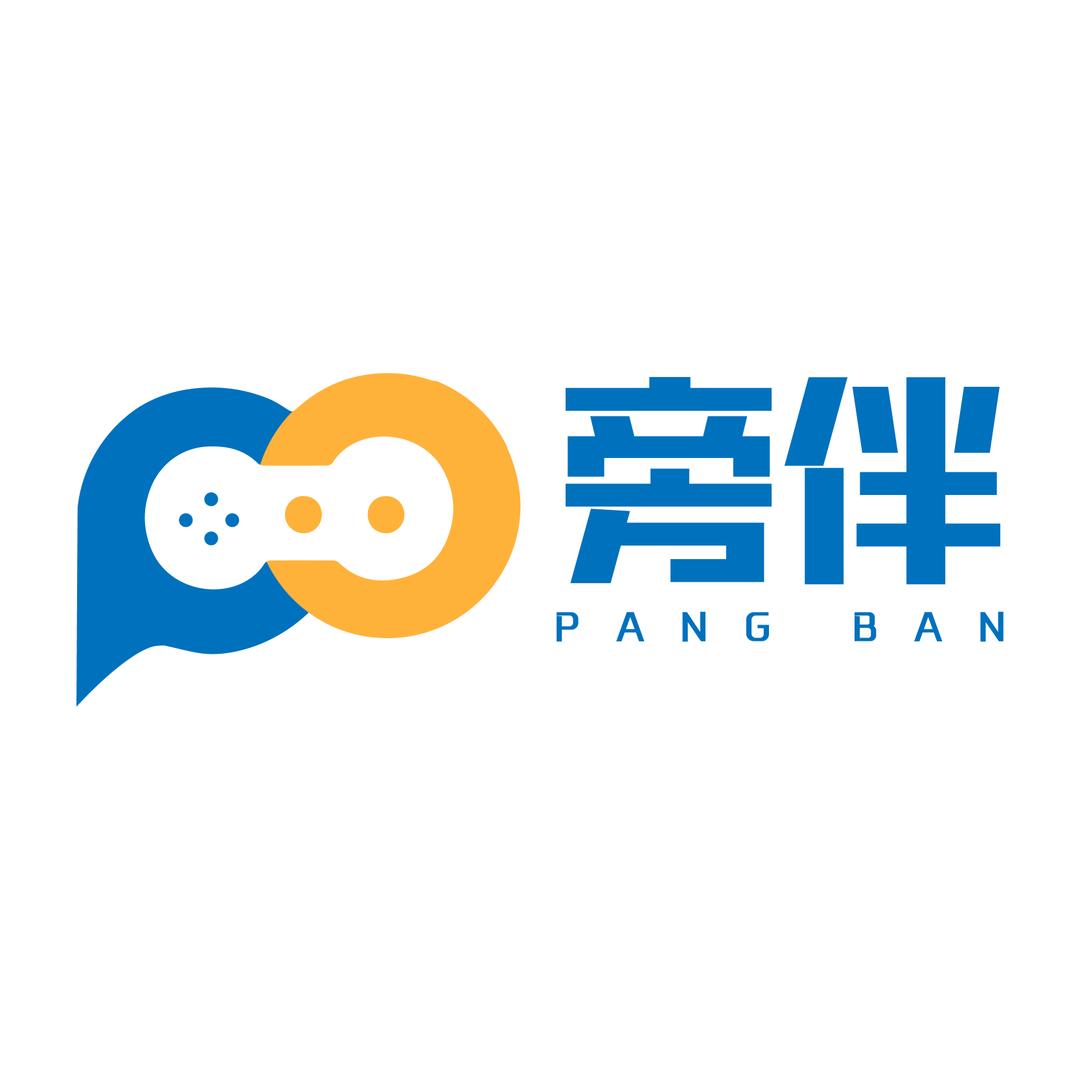 旁伴