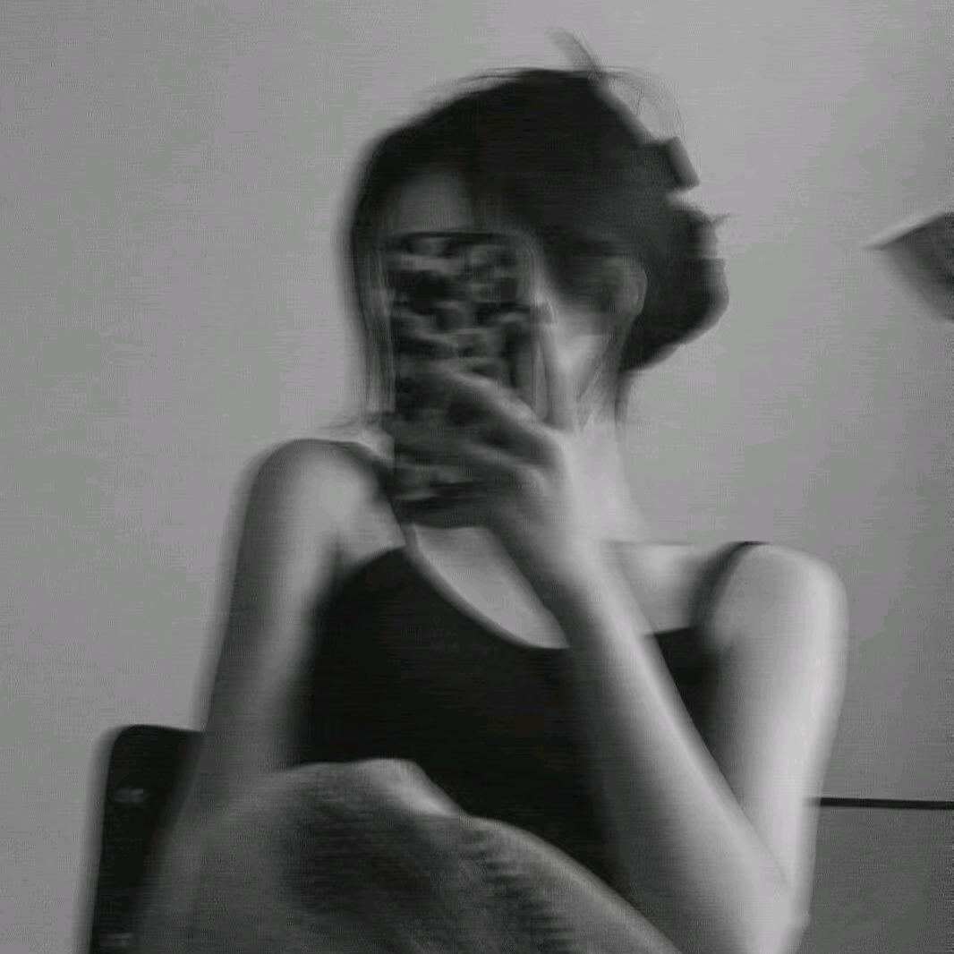 ^_犯困💭小池°💤