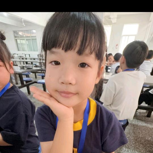 家有三个宝