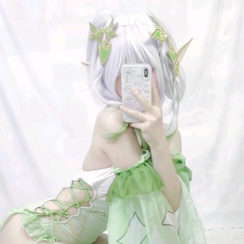 阿玉笑嘻嘻