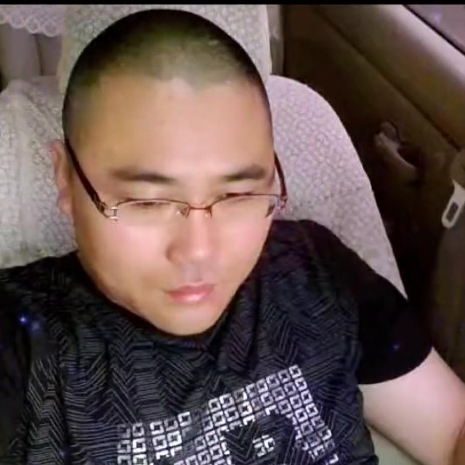 吴然