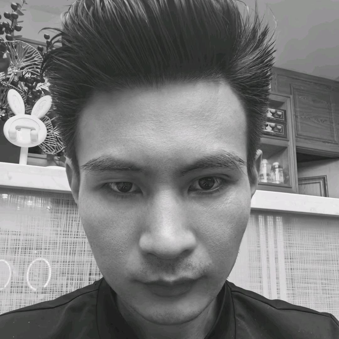 啊强，单身关注。