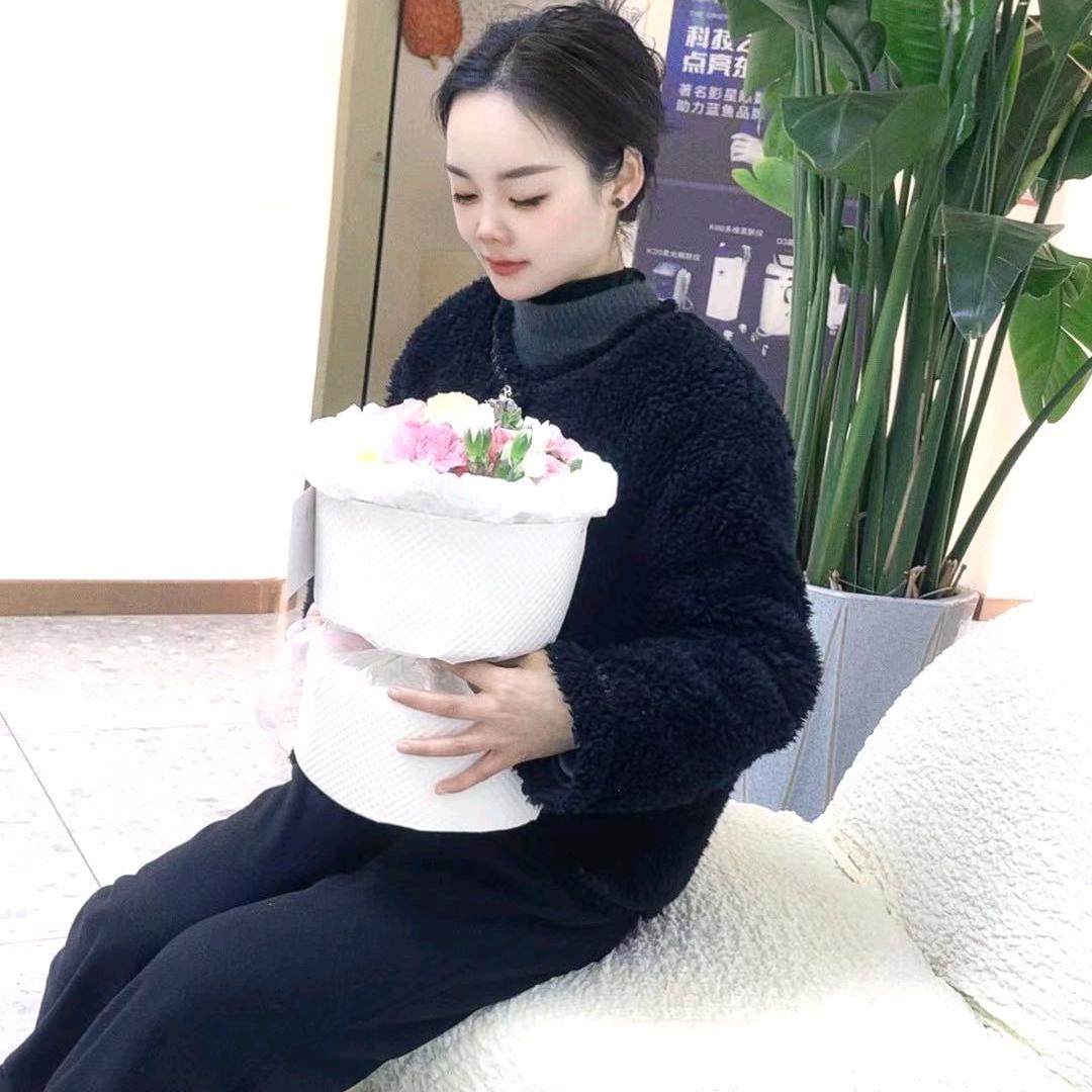 小桃子💃