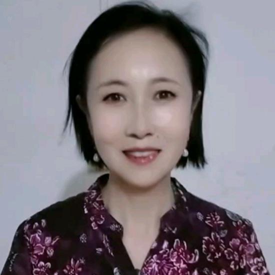 莺歌燕舞