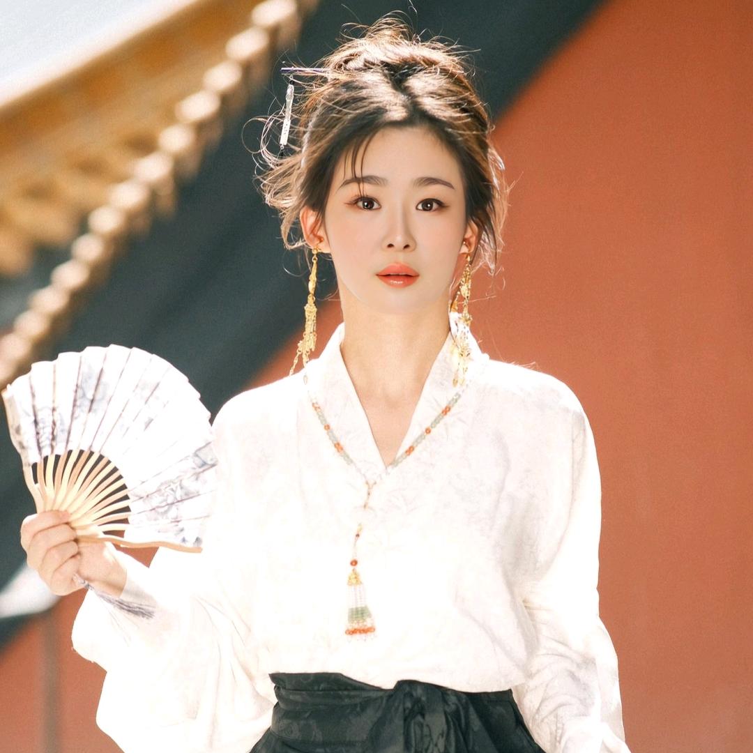 我是静静吖
