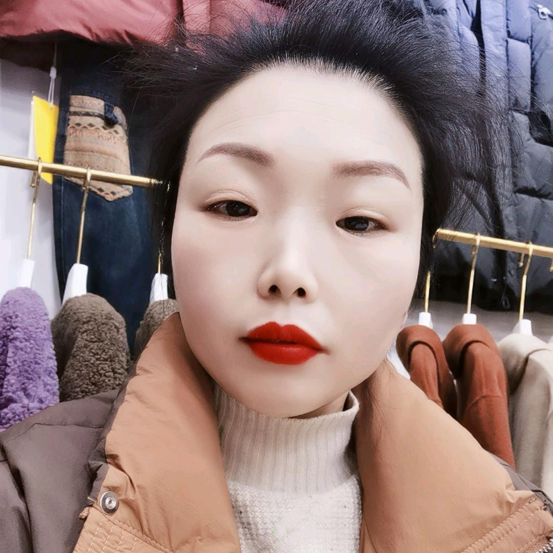 三姐妹女装蓝天市场二楼A区2052