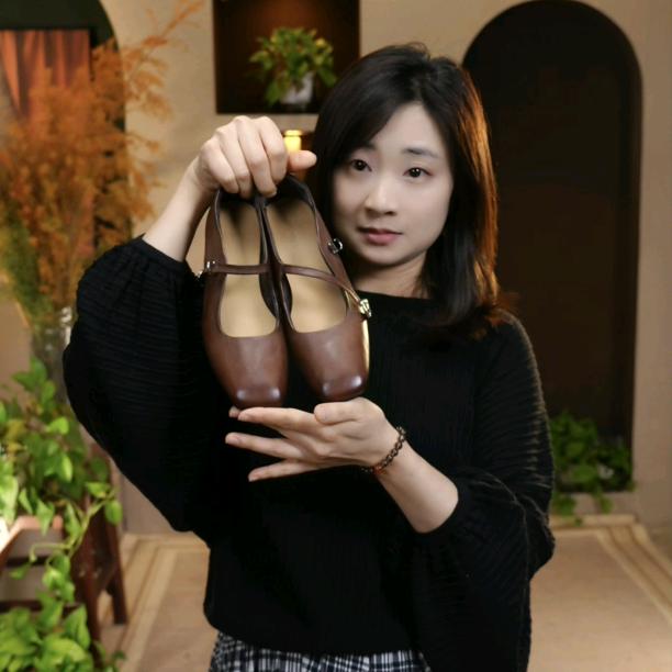 慕素世伽复古女鞋
