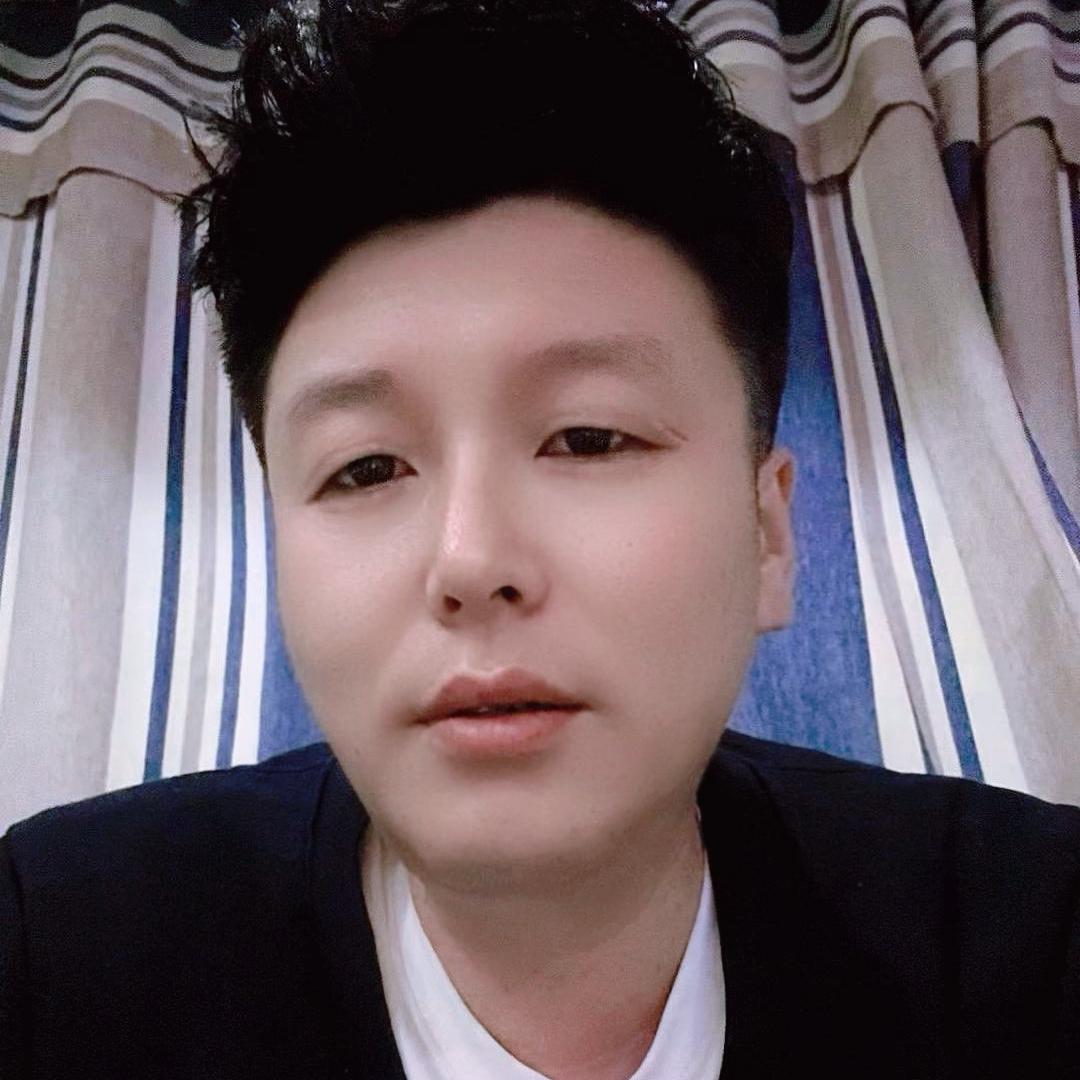 关刀划过红玫瑰英雄也曾流过泪🤞🏿