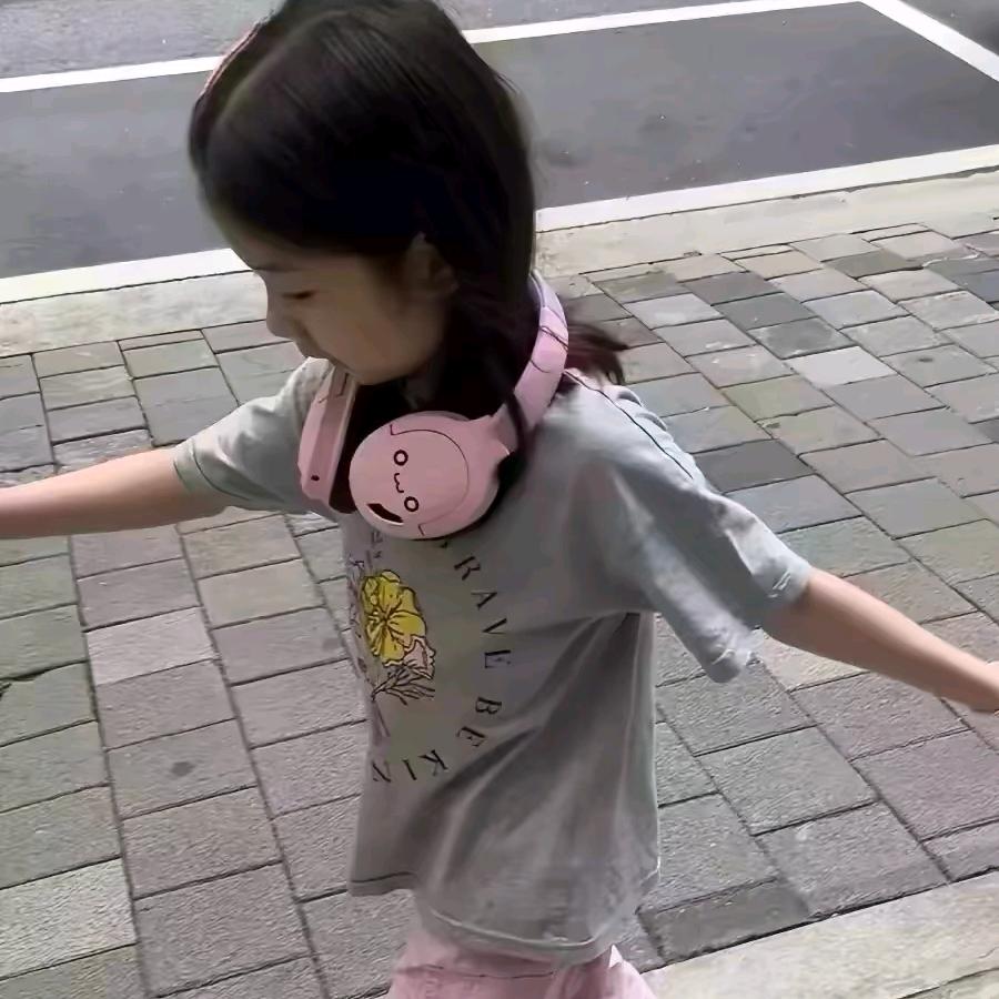 -不吃奶黄包-