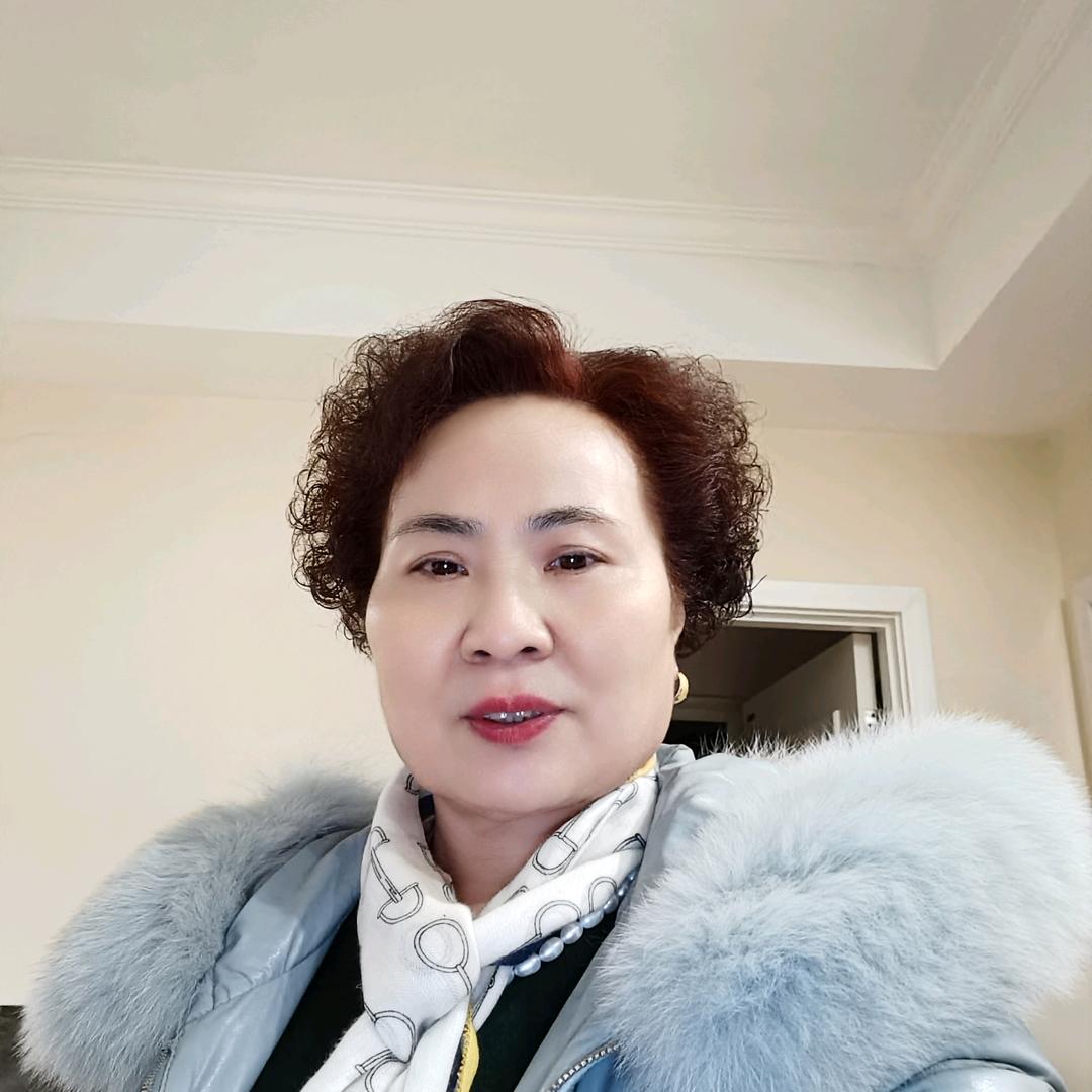 可爱美丽的跳跳