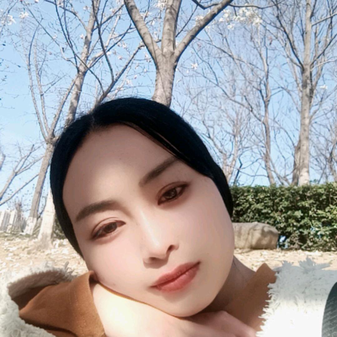 (◕દ◕)陈  默 不 语