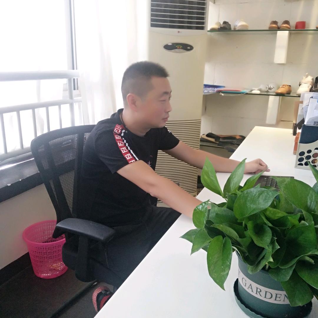 偉鹏商贸