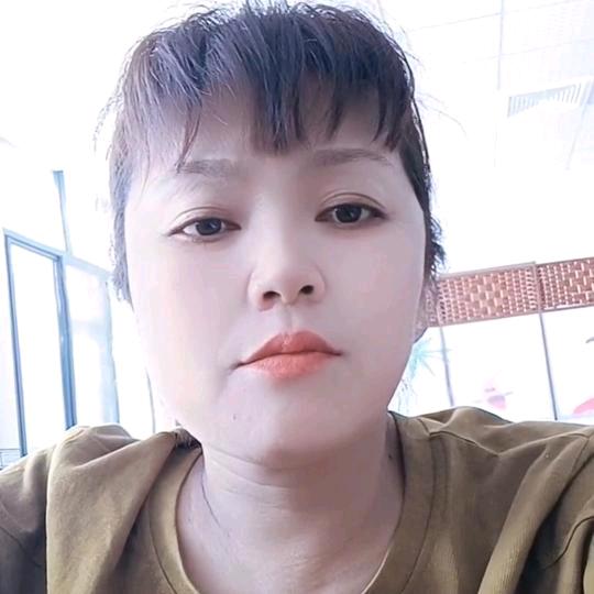 陈小凤-小乍鱿鱼母