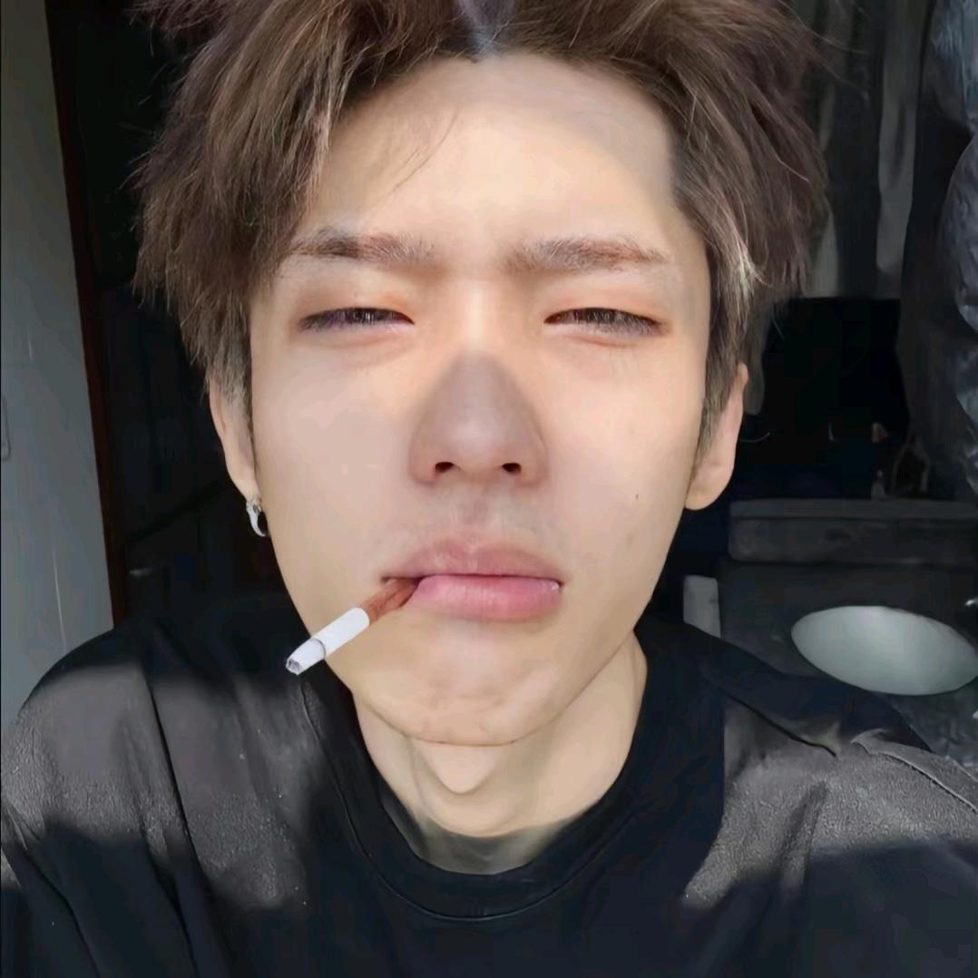 71被白富美满街追着要wx