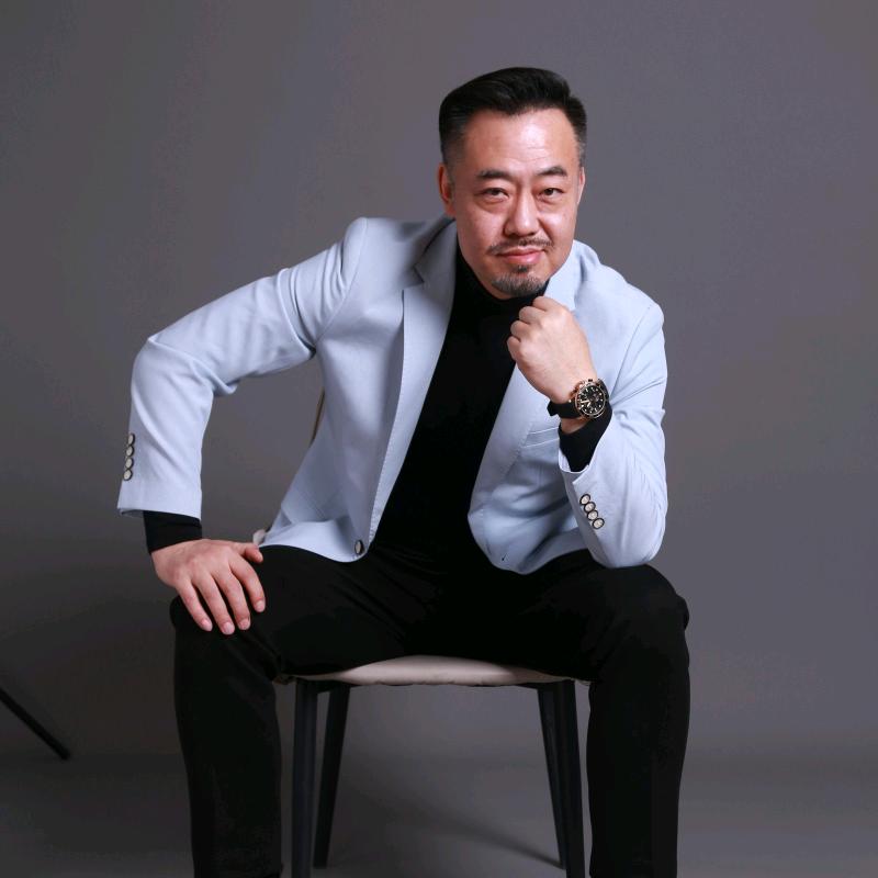 演员吴（佳）铭
