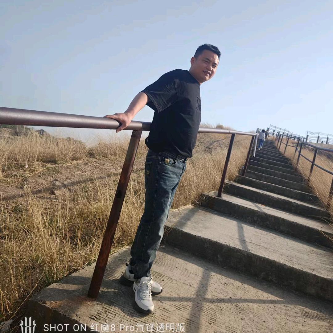 还算积极向上，还算乐观大方