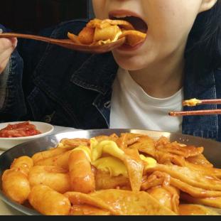 小文不爱做饿梦