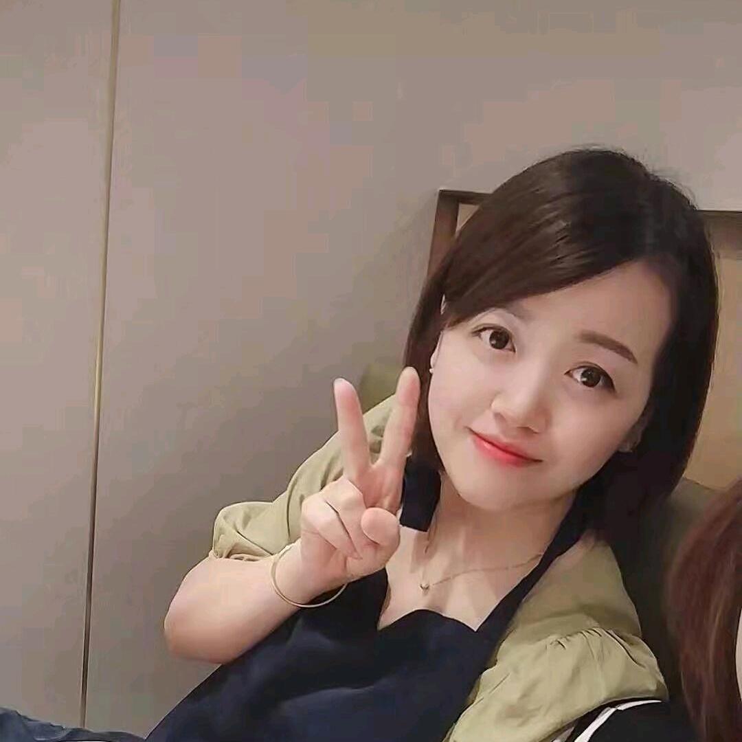 娟妈妈在鱼塘🌻