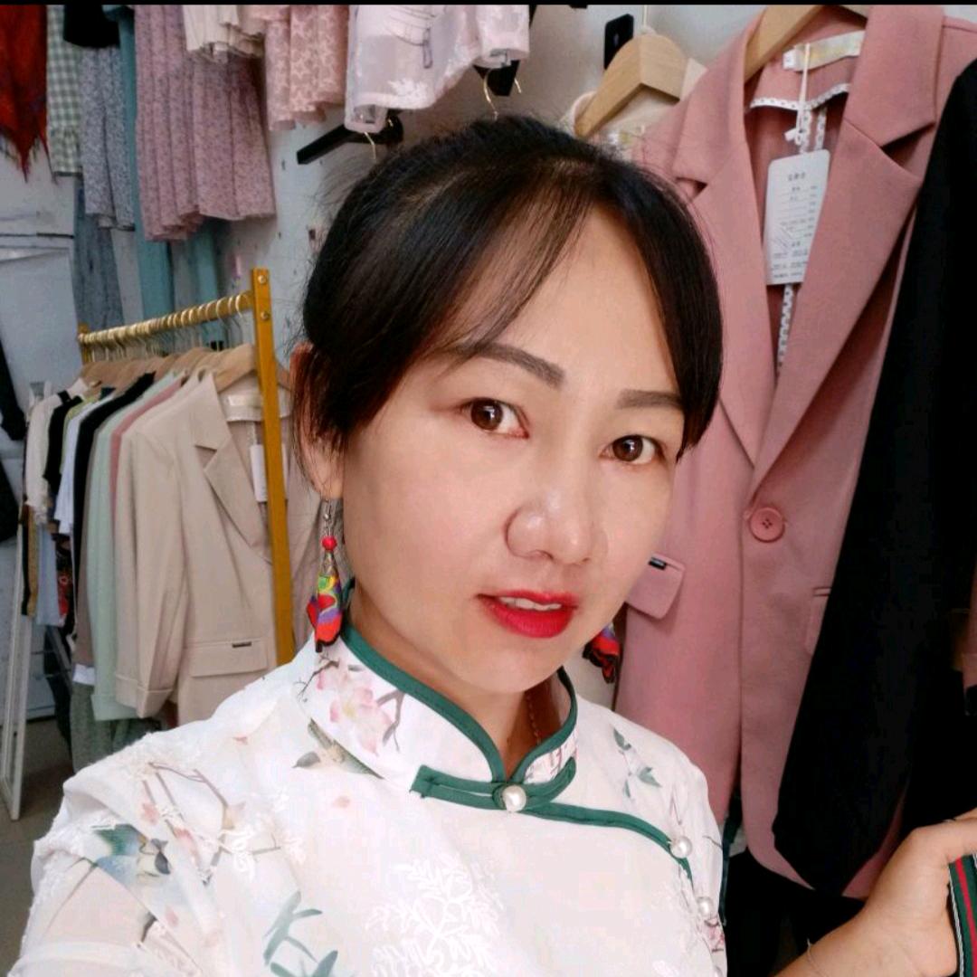 林依莹