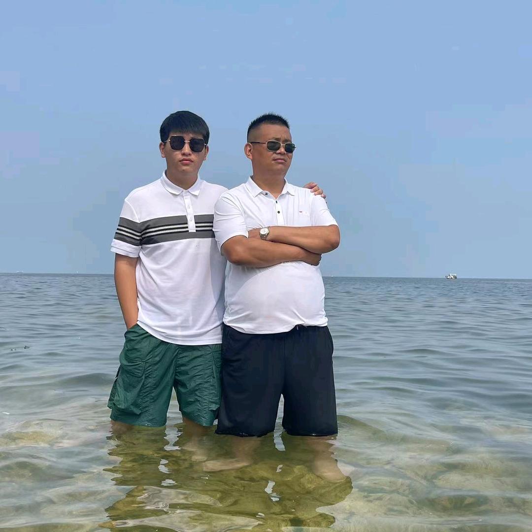刘校长,