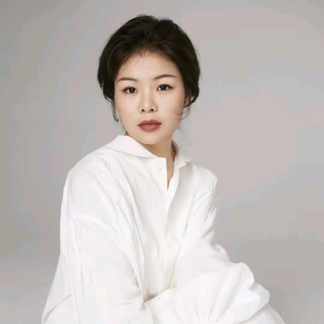 几里与麻❤️(直播爆款穿搭)