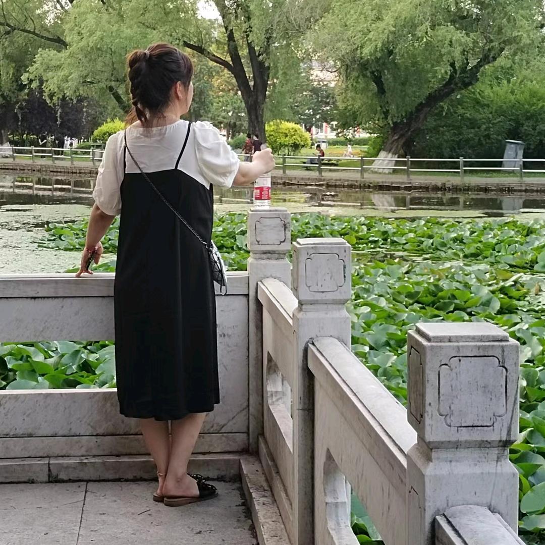 @玲玲~
