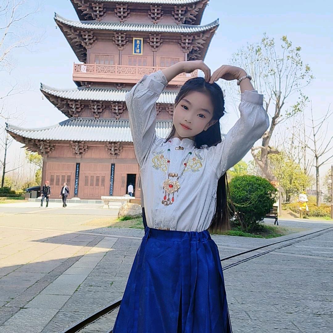 🌝᭄维维🌝᭄