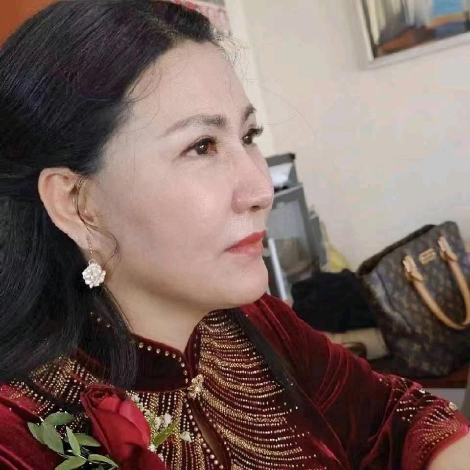 霞姐说尿素