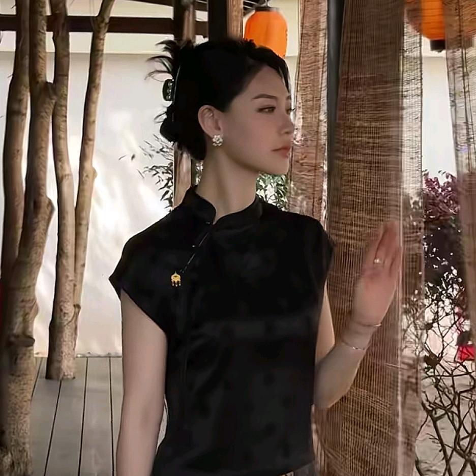 王嬛嬛穿搭小助理