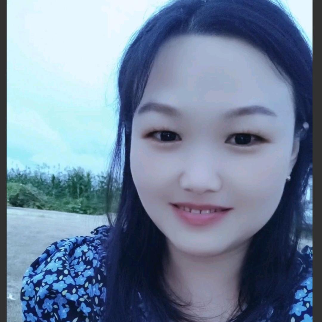 小霞