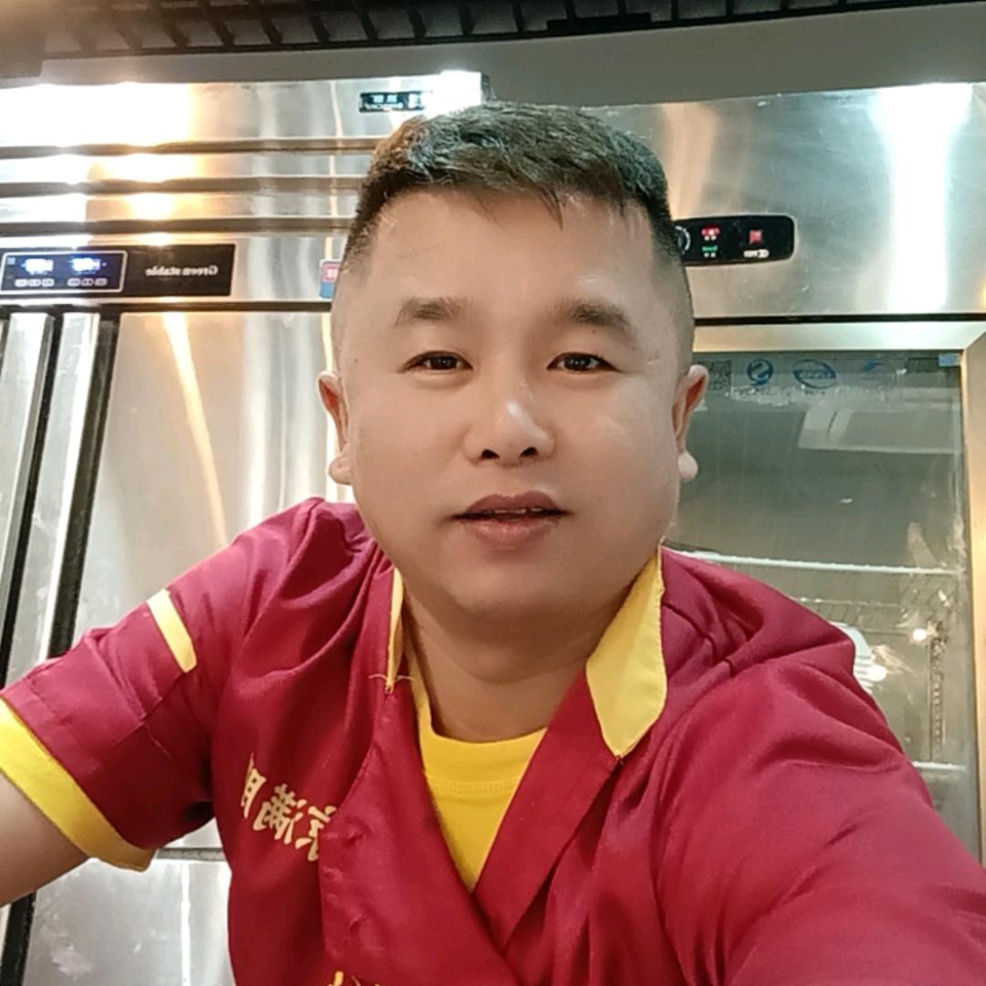 东北烧烤，房山奥莱店。