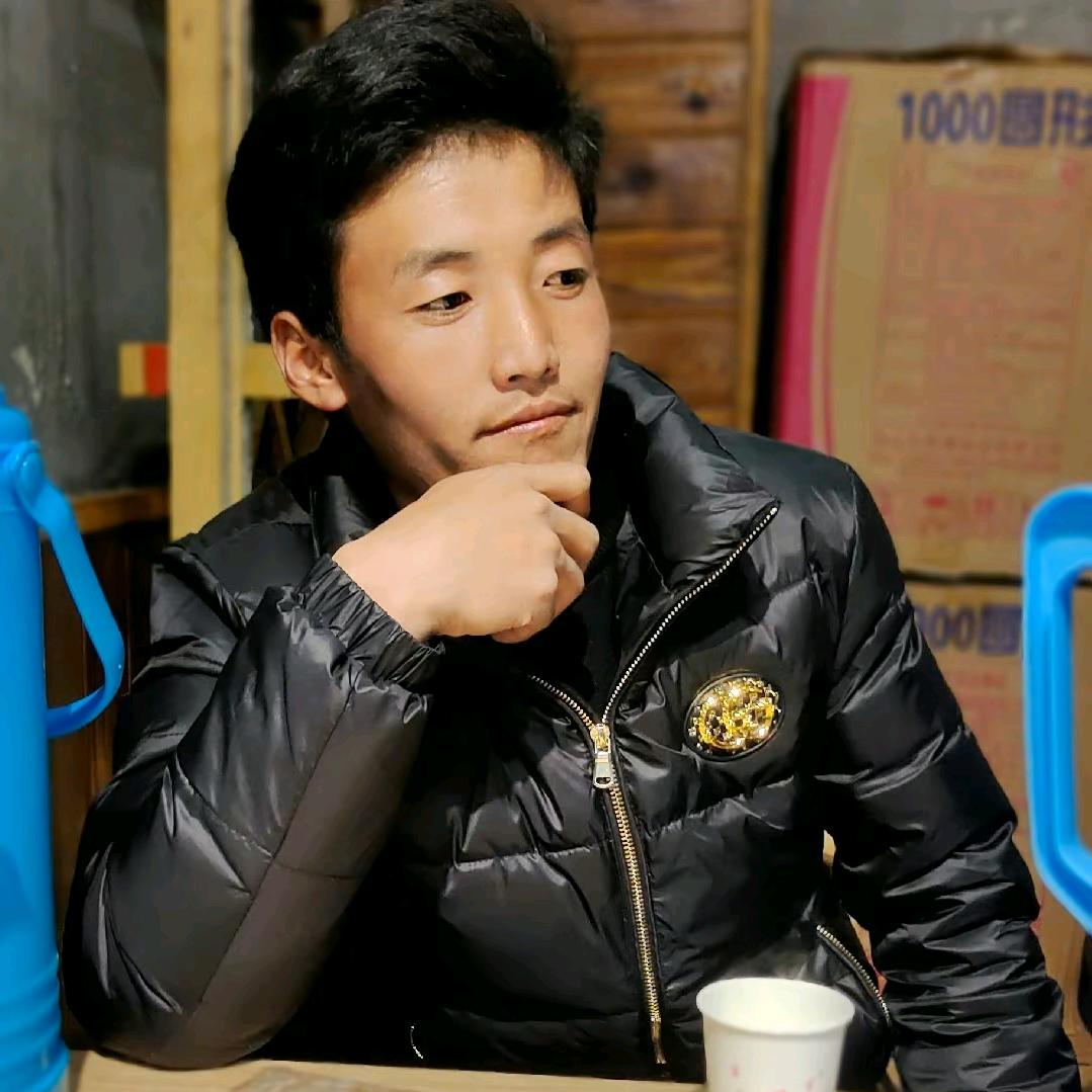 宝藏男孩J