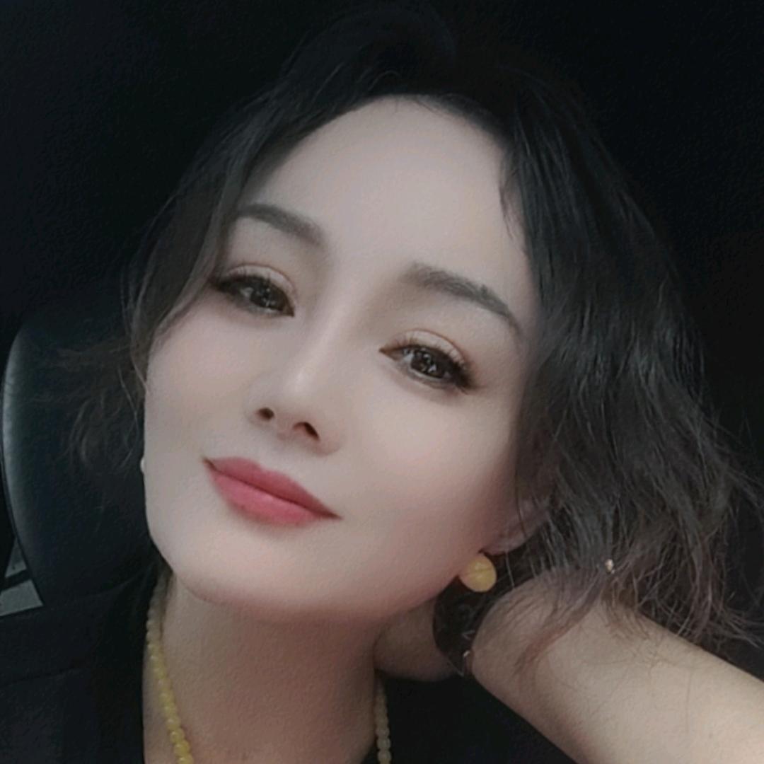 伊伊