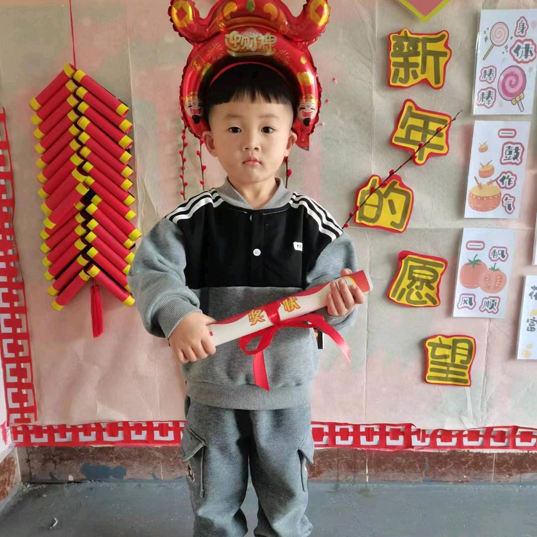 🍃⁽⁽ଘ( 🍐小梅)ଓ⁾⁾