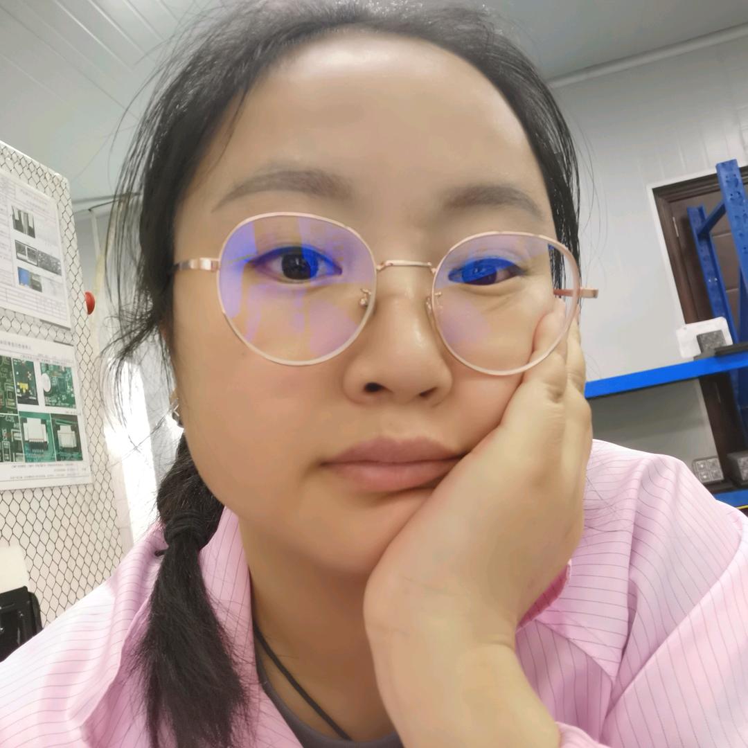 曾经爱笑的女孩去哪了