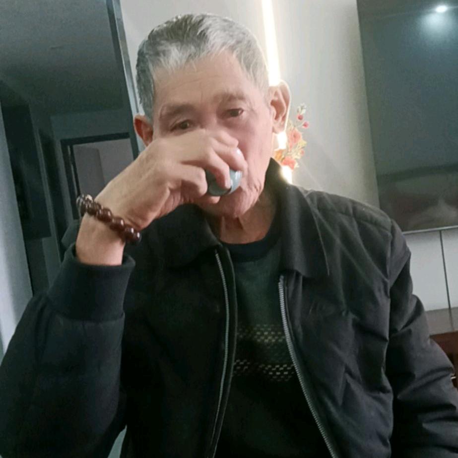 周大爷
