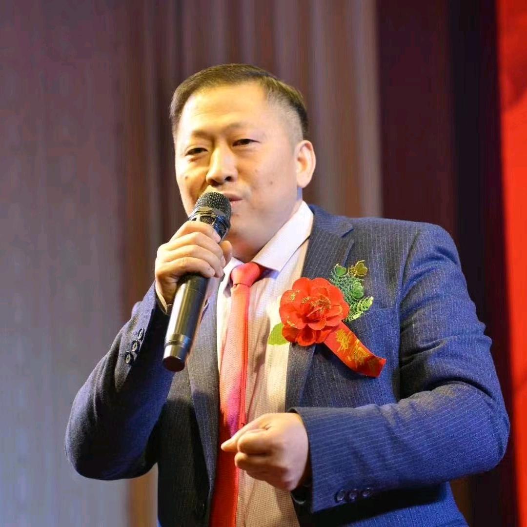 琉球岛的紫袍头像