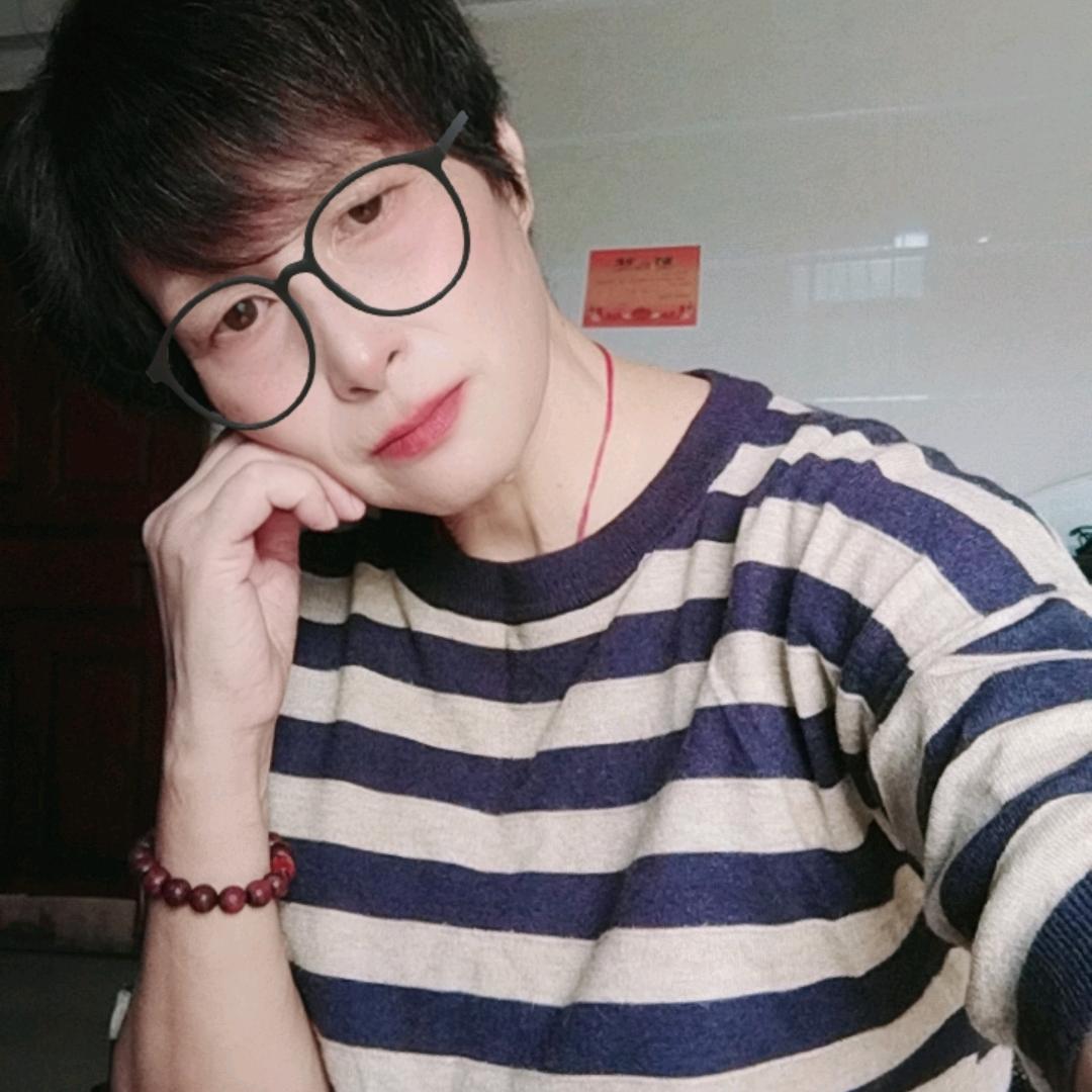 一家人〈好物在厨窗〉